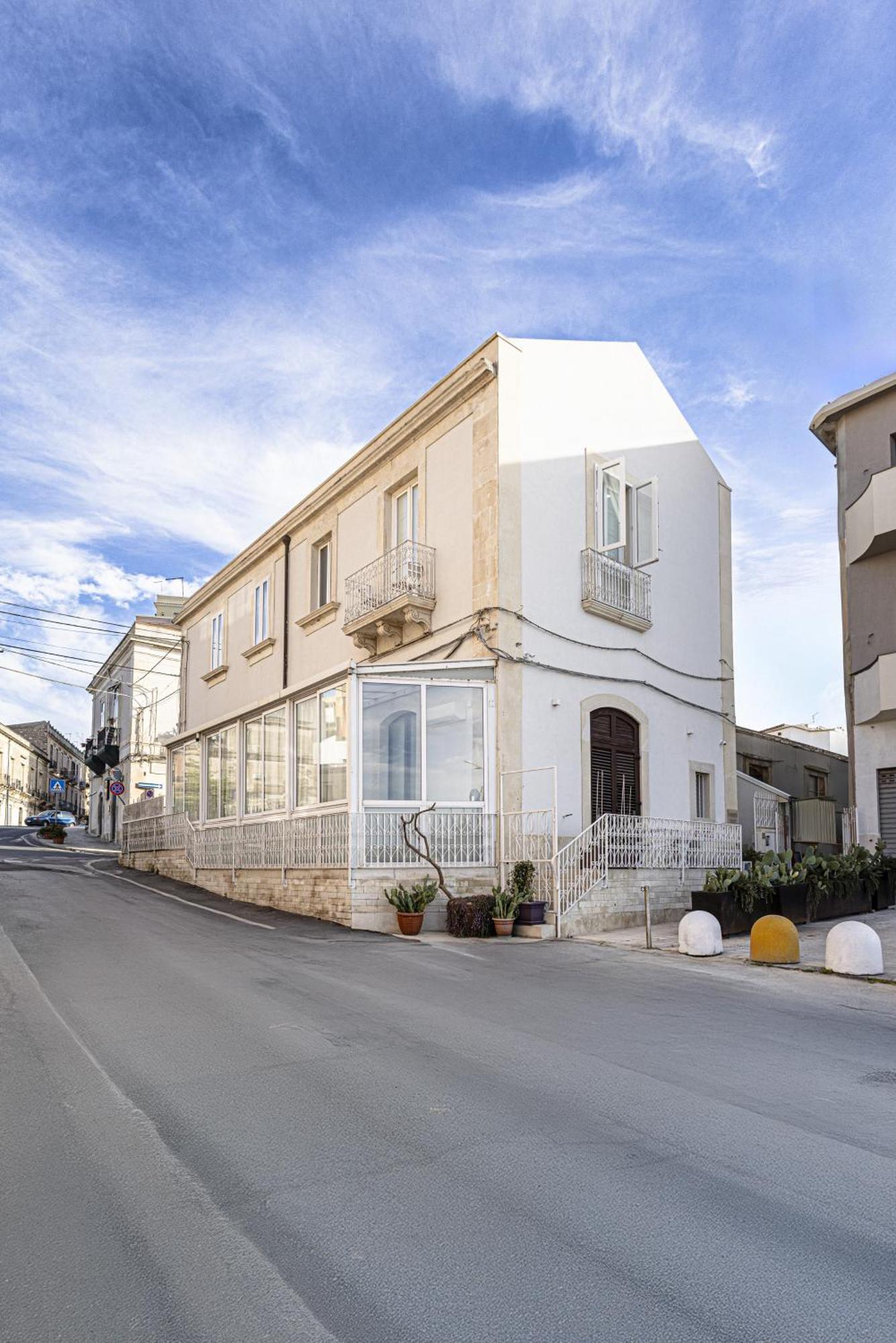 Lakkios Charming Suites And Rooms Syrakuzy Zewnętrze zdjęcie